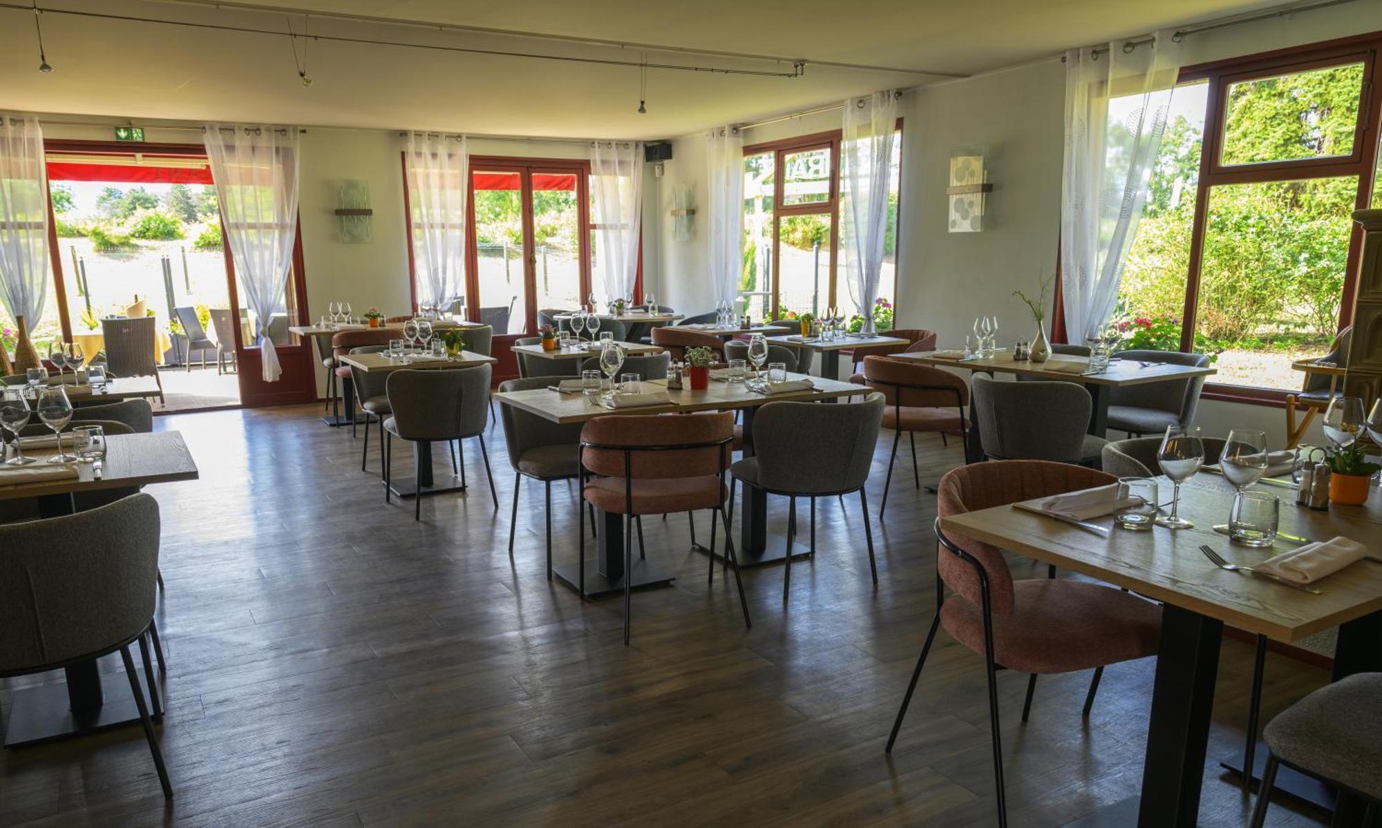 Hotel Restaurant Au Relais D'Alsace Rouffach Exterior foto